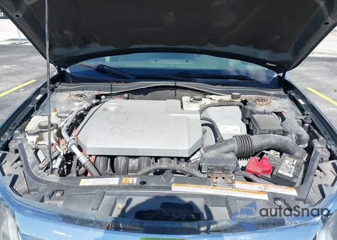 2010 Ford Fusion Hybrid из США, поврежденный, VIN 3FADP0L37AR210797